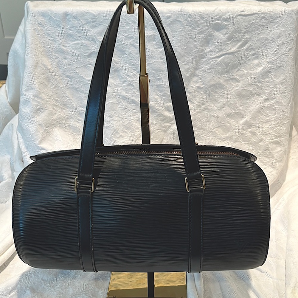 EUC Vintage Louis Vuitton Soufflot in Black Epi Leather
